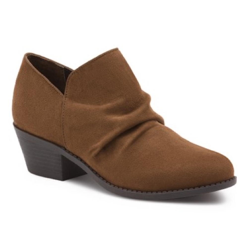 G.H. Bass Brown Erica Low Ankle Boots sz 7.5